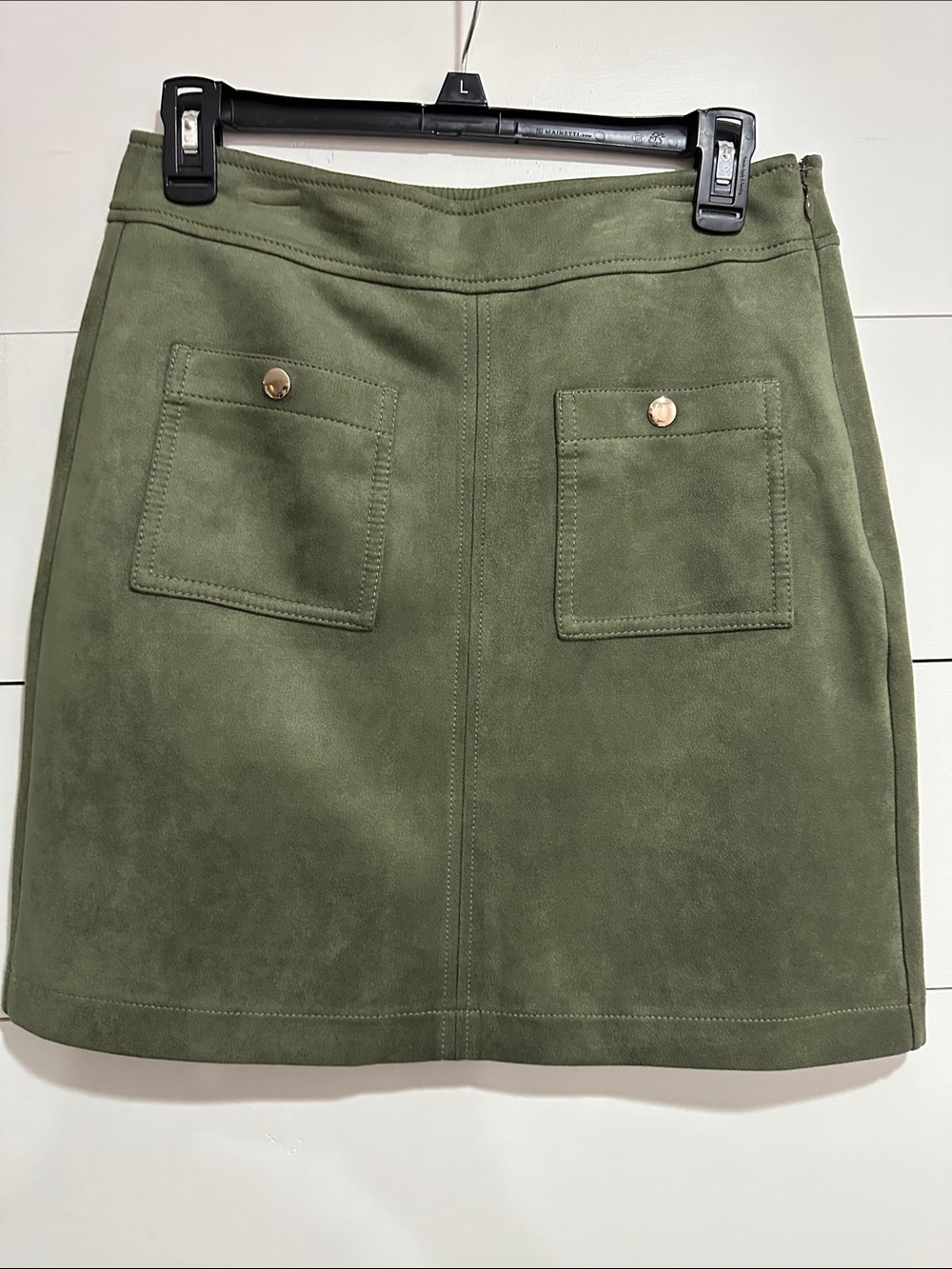 LOFT Olive Green Suede-Look Mini Skirt with Front Pockets size 2